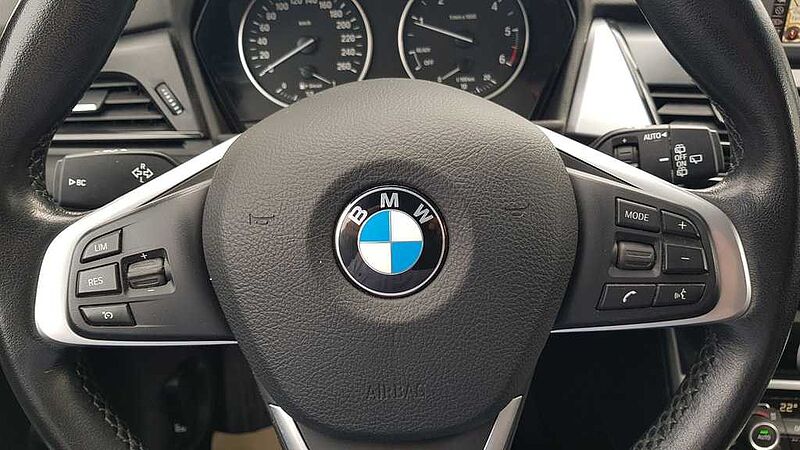 BMW  218d xDrive